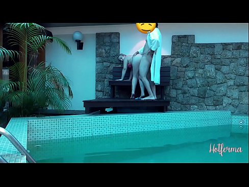 ❤️ Il capo invita la cameriera alla piscina, ma non poteva resistere a un caldo Super pornoal it.xxxner.ru ❌️❤